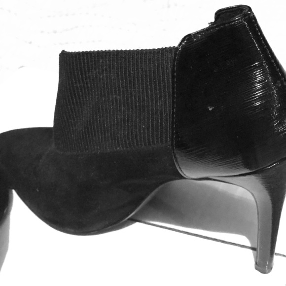 Nine West booties - Picture 1 of 3